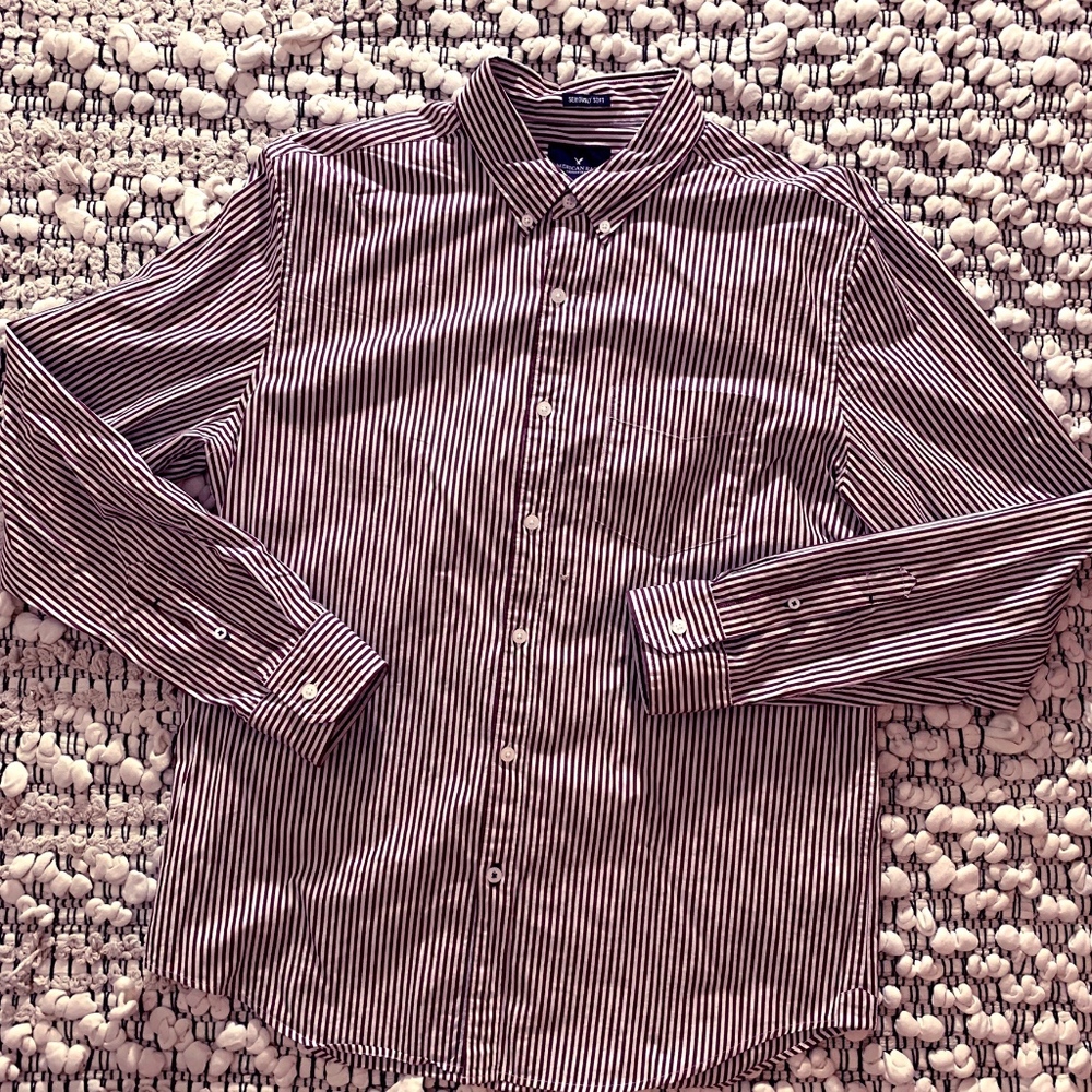 American Eagle Long Sleeve Button Down Shirt